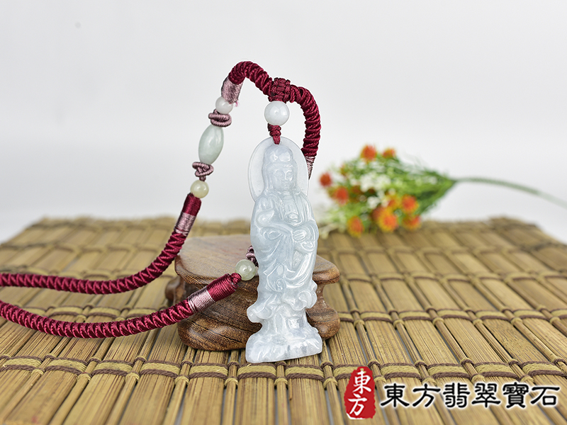 翡翠如意觀音項鍊玉珮(觀世音菩薩:如意觀音牌翡翠觀音玉珮、翡翠如意觀音玉墜)。糯種如意觀音,GY2188。客製化訂做各種翡翠如意觀音吊墜玉珮項鍊。★附東方翡翠寶石保證卡 2.jpg