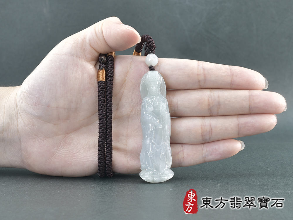 翡翠如意觀音項鍊玉珮(觀世音菩薩:如意觀音牌翡翠觀音玉珮、翡翠如意觀音玉墜)。糯種如意觀音,GY2191。客製化訂做各種翡翠如意觀音吊墜玉珮項鍊。★附東方翡翠寶石保證卡 5.jpg