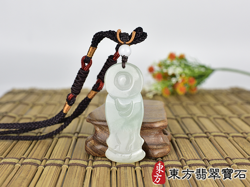 翡翠合掌觀音項鍊玉珮(觀世音菩薩:觀音牌A貨翡翠觀音玉珮、緬甸玉觀世音菩薩玉墜)。豆糯種翡翠合掌觀音,GY2192。客製化訂做各種翡翠觀音吊墜玉珮項鍊。★附A貨翡翠雙證書 3.jpg