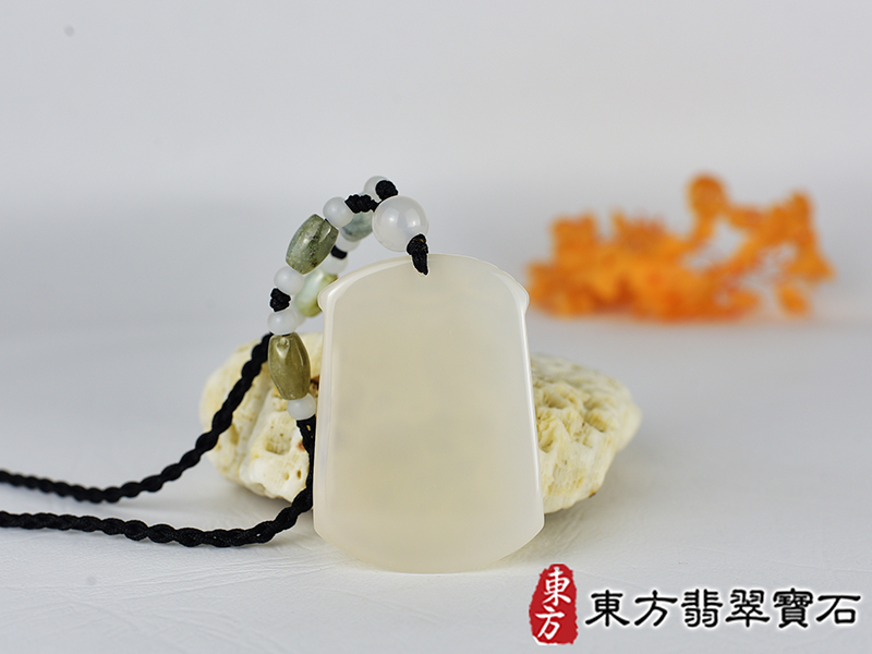 瑪瑙馬項鍊玉珮(馬到成功帶如意:馬牌瑪瑙馬玉珮、玉髓馬玉墜、馬十二生肖項鍊)。黃瑪瑙玉髓馬,HO082。客製化訂做各種瑪瑙玉髓馬吊墜玉珮項鍊。★附東方翡翠寶石保證卡 3.jpg