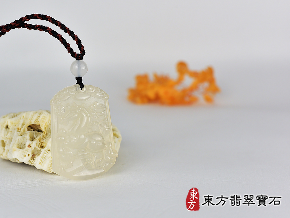 瑪瑙馬項鍊玉珮(馬到成功帶如意:馬牌瑪瑙馬玉珮、玉髓馬玉墜、馬十二生肖項鍊)。黃瑪瑙玉髓馬,HO083。客製化訂做各種瑪瑙玉髓馬吊墜玉珮項鍊。★附東方翡翠寶石保證卡 4.jpg
