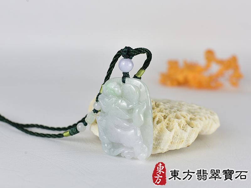 翡翠馬項鍊玉珮(馬上有錢:馬牌翡翠馬玉珮、緬甸玉馬玉墜、馬十二生肖項鍊)。綠色糯種翡翠馬,HO092。客製化訂做各種翡翠馬吊墜玉珮項鍊。★附A貨翡翠雙證書 1.jpg