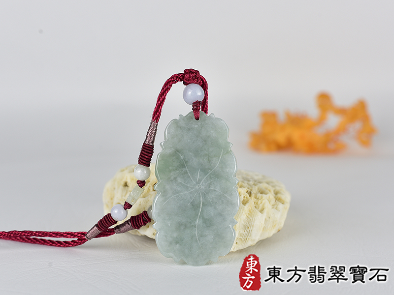 翡翠馬項鍊玉珮(馬上有錢:馬牌翡翠馬玉珮、緬甸玉馬玉墜、馬十二生肖項鍊)。綠色糯種翡翠馬,HO093。客製化訂做各種翡翠馬吊墜玉珮項鍊。★附A貨翡翠雙證書 3.jpg