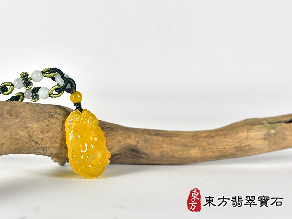 瑪瑙馬項鍊玉珮(馬到成功帶如意:馬牌瑪瑙馬玉珮、玉髓馬玉墜、馬十二生肖項鍊)。黃瑪瑙玉髓馬,HO096。客製化訂做各種瑪瑙玉髓馬吊墜玉珮項鍊。★附東方翡翠寶石保證卡 4.jpg