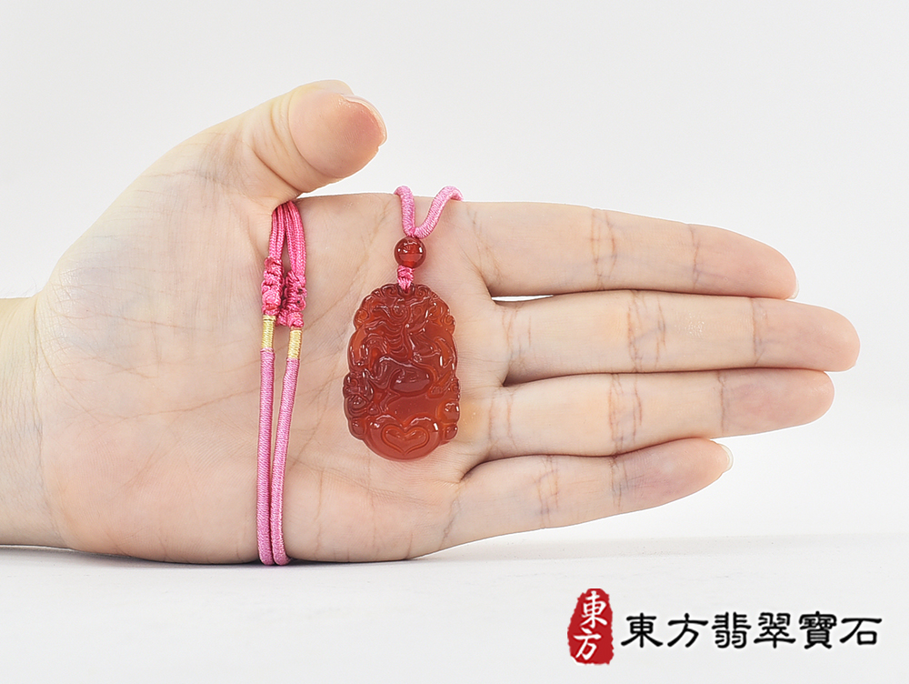 瑪瑙馬項鍊玉珮(馬到成功帶如意:馬牌瑪瑙馬玉珮、玉髓馬玉墜、馬十二生肖項鍊)。紅瑪瑙玉髓馬,HO098。客製化訂做各種瑪瑙玉髓馬吊墜玉珮項鍊。★附東方翡翠寶石保證卡 5.jpg