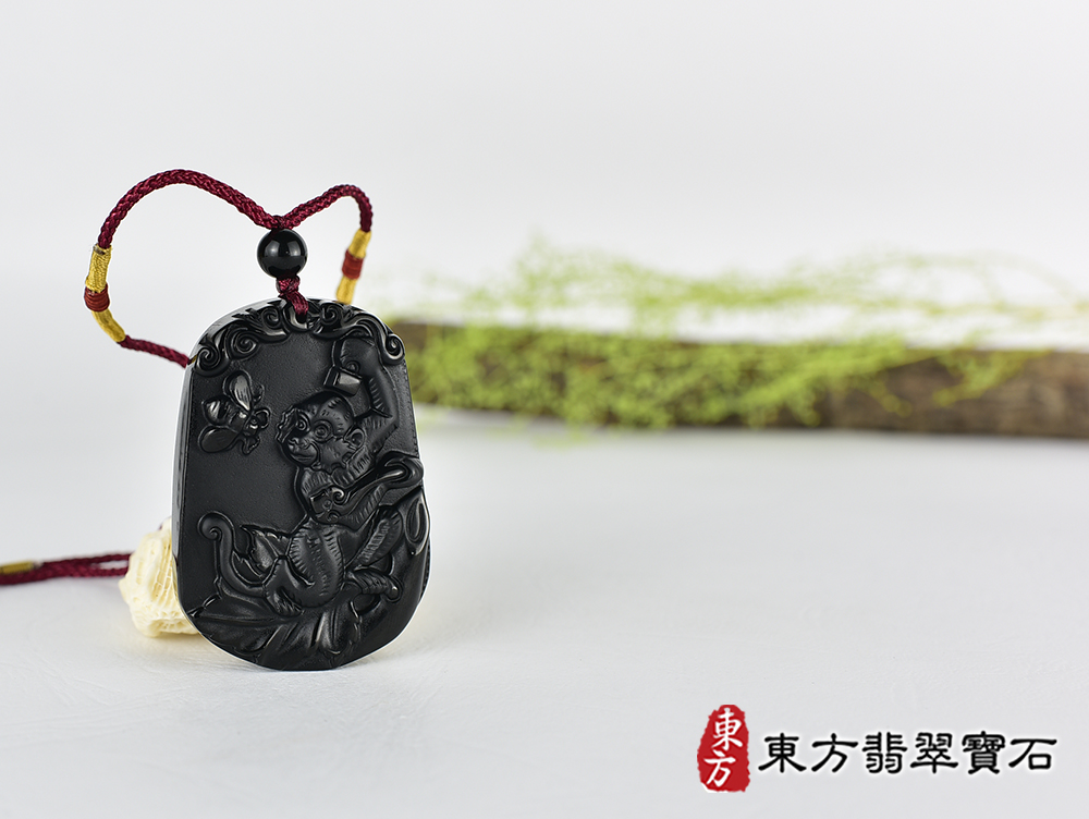 黑曜石猴項鍊玉珮(吉祥如意:猴牌黑曜石猴玉珮、黑曜石猴玉墜、猴十二生肖項鍊)。全黑黑曜石猴,HW102。客製化訂做各種黑曜石猴吊墜玉珮項鍊。★附東方翡翠寶石保證卡 4.jpg