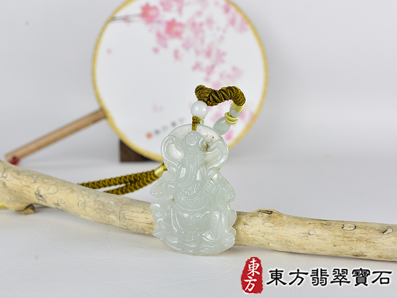 翡翠關公項鍊玉珮(關聖帝君:關公牌A貨翡翠關公玉珮、緬甸玉關公玉墜)。關公,KG686。客製化訂做各種翡翠關公吊墜玉珮項鍊。★附A貨翡翠雙證書 1.jpg