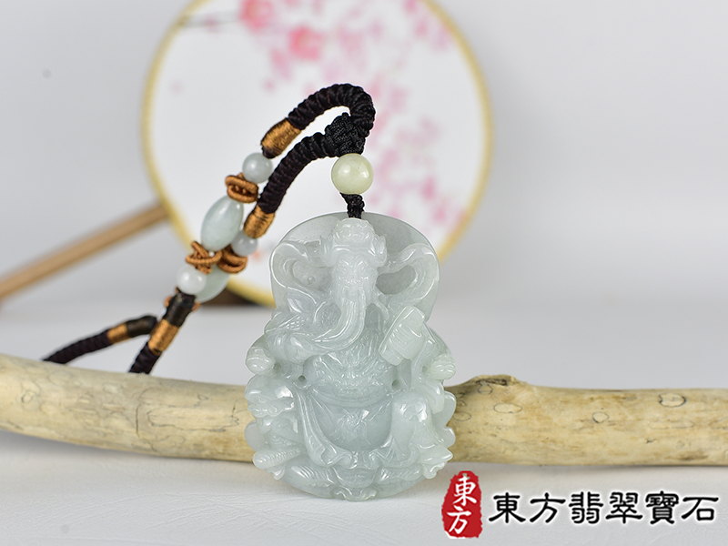 翡翠關公項鍊玉珮(關聖帝君:關公牌A貨翡翠關公玉珮、緬甸玉關公玉墜)。關公,KG687。客製化訂做各種翡翠關公吊墜玉珮項鍊。★附A貨翡翠雙證書 0.jpg