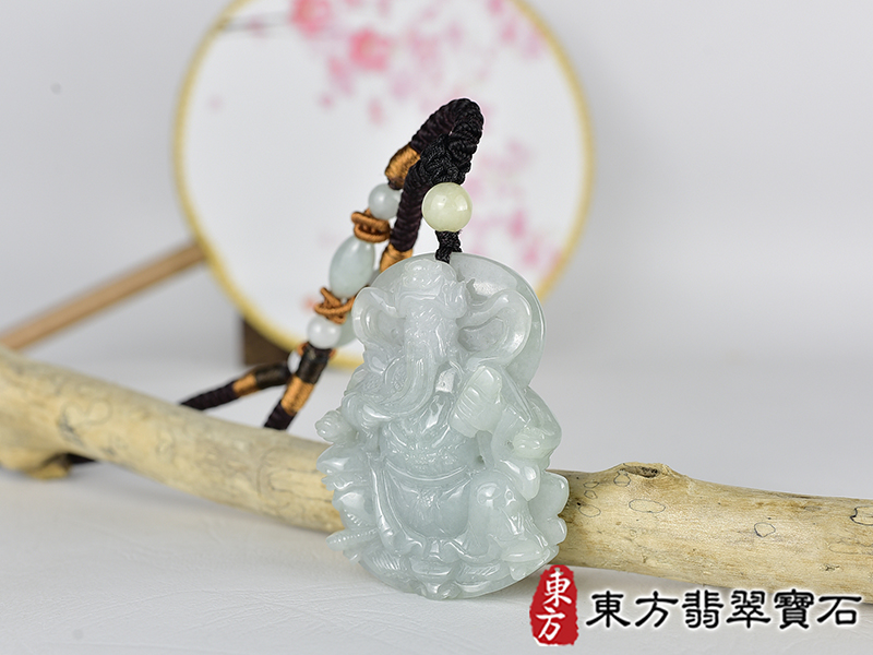翡翠關公項鍊玉珮(關聖帝君:關公牌A貨翡翠關公玉珮、緬甸玉關公玉墜)。關公,KG687。客製化訂做各種翡翠關公吊墜玉珮項鍊。★附A貨翡翠雙證書 1.jpg