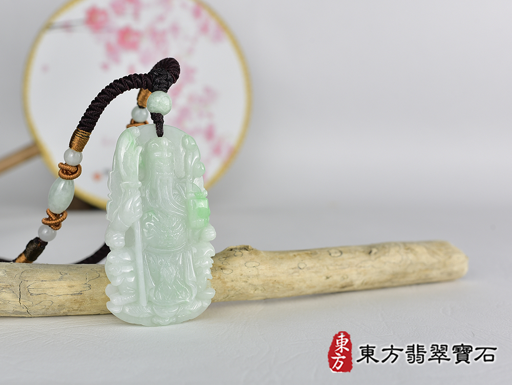 翡翠關公項鍊玉珮(關聖帝君:關公牌A貨翡翠關公玉珮、緬甸玉關公玉墜)。關公,KG688。客製化訂做各種翡翠關公吊墜玉珮項鍊。★附A貨翡翠雙證書 4.jpg