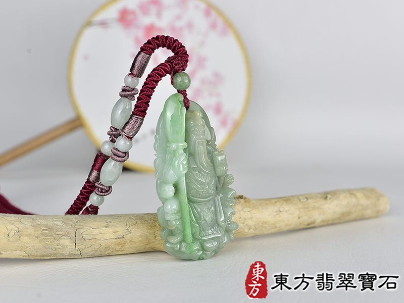 翡翠關公項鍊玉珮(關聖帝君:關公牌A貨翡翠關公玉珮、緬甸玉關公玉墜)。關公,KG690。客製化訂做各種翡翠關公吊墜玉珮項鍊。★附A貨翡翠雙證書 2.jpg