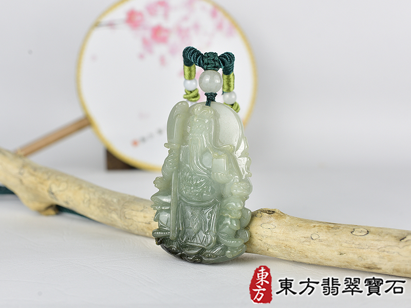 翡翠關公項鍊玉珮(關聖帝君:關公牌A貨翡翠關公玉珮、緬甸玉關公玉墜)。關公,KG691。客製化訂做各種翡翠關公吊墜玉珮項鍊。★附A貨翡翠雙證書 1.jpg