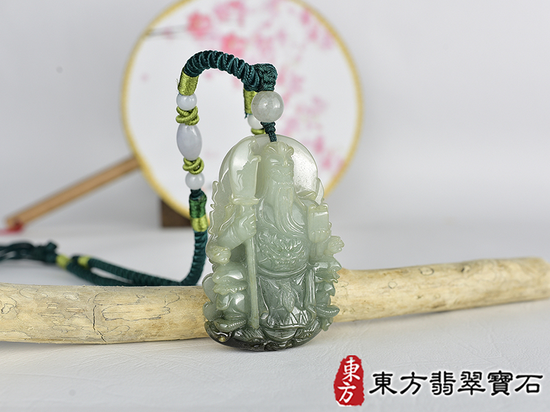 翡翠關公項鍊玉珮(關聖帝君:關公牌A貨翡翠關公玉珮、緬甸玉關公玉墜)。關公,KG691。客製化訂做各種翡翠關公吊墜玉珮項鍊。★附A貨翡翠雙證書 2.jpg