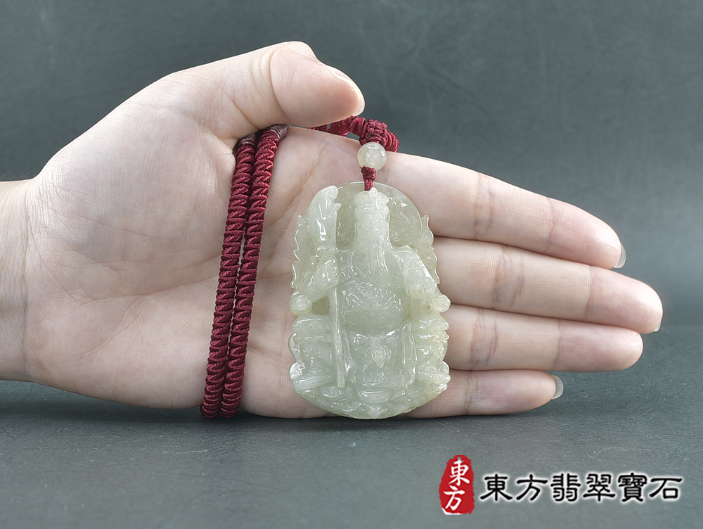 翡翠關公項鍊玉珮(關聖帝君:關公牌A貨翡翠關公玉珮、緬甸玉關公玉墜)。關公,KG692。客製化訂做各種翡翠關公吊墜玉珮項鍊。★附A貨翡翠雙證書 5.jpg