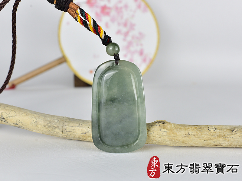 翡翠關公項鍊玉珮(關聖帝君:關公牌A貨翡翠關公玉珮、緬甸玉關公玉墜)。關公,KG738。客製化訂做各種翡翠關公吊墜玉珮項鍊。★附A貨翡翠雙證書 3.jpg