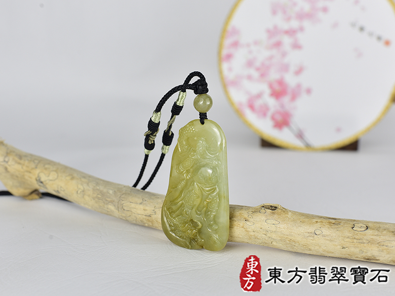 翡翠關公項鍊玉珮(關聖帝君:關公牌A貨翡翠關公玉珮、緬甸玉關公玉墜)。關公,KG741。客製化訂做各種翡翠關公吊墜玉珮項鍊。★附A貨翡翠雙證書 1.jpg