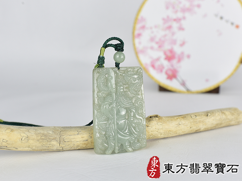 翡翠關公項鍊玉珮(關聖帝君:關公牌A貨翡翠關公玉珮、緬甸玉關公玉墜)。關公,KG746。客製化訂做各種翡翠關公吊墜玉珮項鍊。★附A貨翡翠雙證書 2.jpg