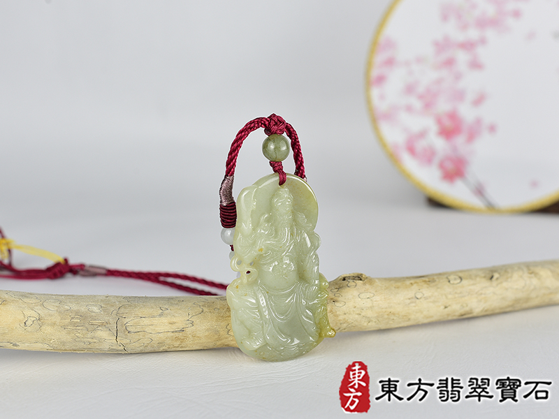翡翠關公項鍊玉珮(關聖帝君:關公牌A貨翡翠關公玉珮、緬甸玉關公玉墜)。關公,KG747。客製化訂做各種翡翠關公吊墜玉珮項鍊。★附A貨翡翠雙證書 2.jpg