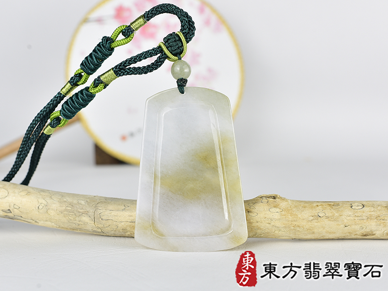 翡翠關公項鍊玉珮(關聖帝君:關公牌A貨翡翠關公玉珮、緬甸玉關公玉墜)。關公,KG750。客製化訂做各種翡翠關公吊墜玉珮項鍊。★附A貨翡翠雙證書 3.jpg