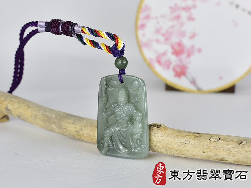翡翠關公項鍊玉珮(關聖帝君:關公牌A貨翡翠關公玉珮、緬甸玉關公玉墜)。關公,KG753。客製化訂做各種翡翠關公吊墜玉珮項鍊。★附A貨翡翠雙證書 1.jpg