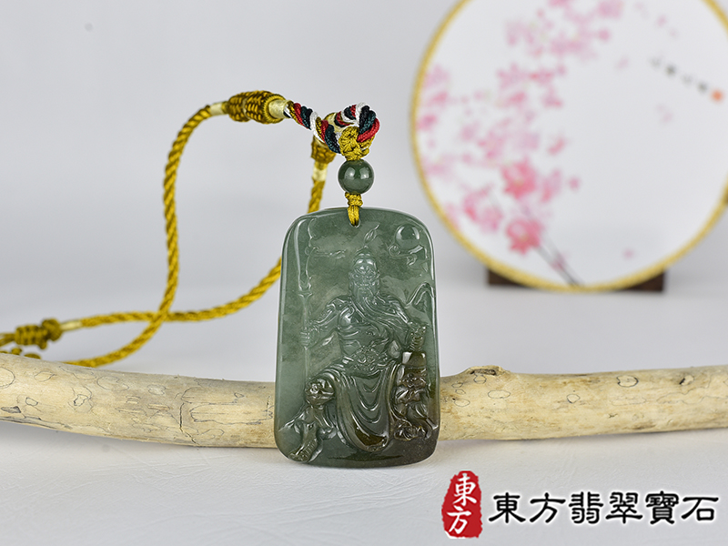 翡翠關公項鍊玉珮(關聖帝君:關公牌A貨翡翠關公玉珮、緬甸玉關公玉墜)。關公,KG754。客製化訂做各種翡翠關公吊墜玉珮項鍊。★附A貨翡翠雙證書 0.jpg