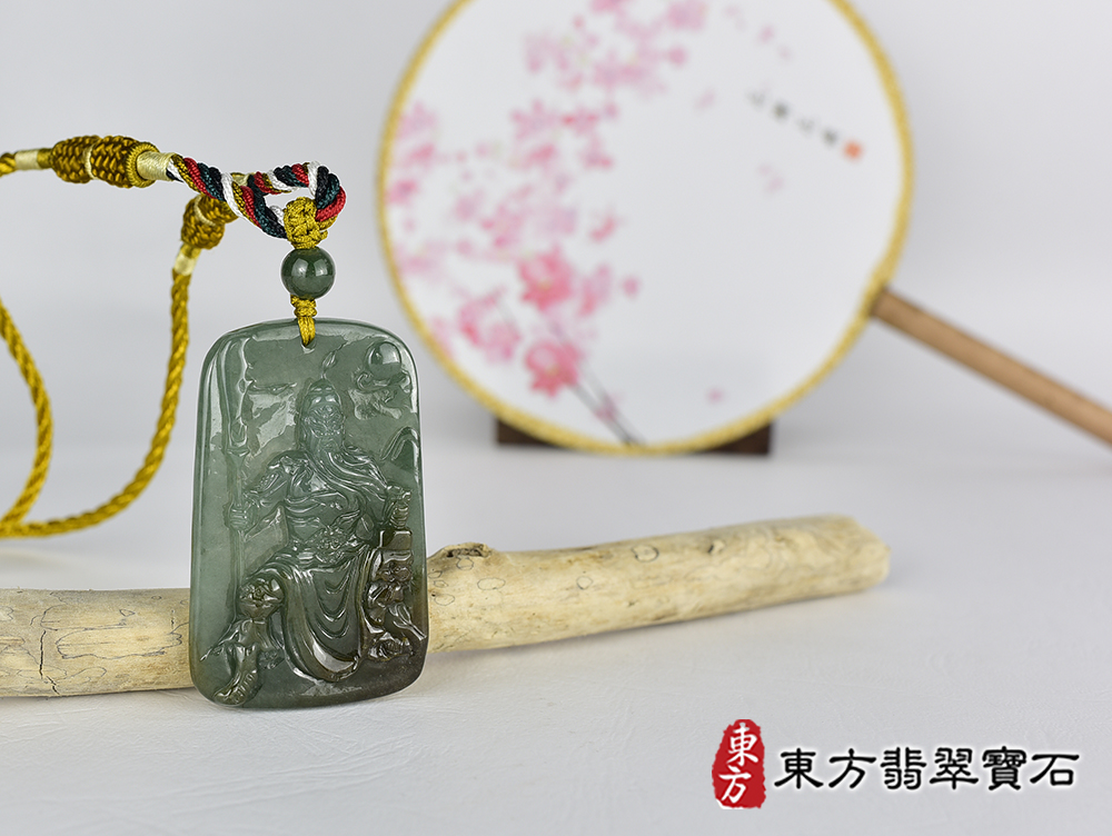 翡翠關公項鍊玉珮(關聖帝君:關公牌A貨翡翠關公玉珮、緬甸玉關公玉墜)。關公,KG754。客製化訂做各種翡翠關公吊墜玉珮項鍊。★附A貨翡翠雙證書 4.jpg