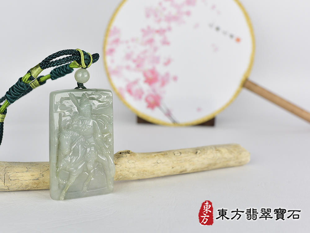 翡翠關公項鍊玉珮(關聖帝君:關公牌A貨翡翠關公玉珮、緬甸玉關公玉墜)。關公,KG756。客製化訂做各種翡翠關公吊墜玉珮項鍊。★附A貨翡翠雙證書 4.jpg