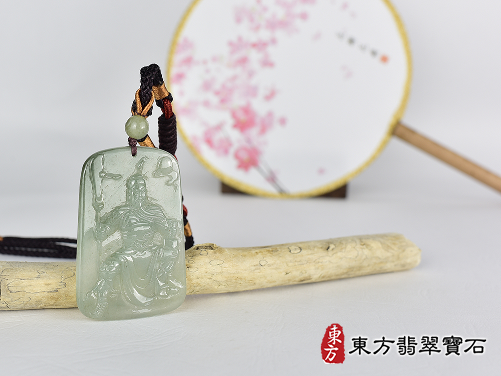 翡翠關公項鍊玉珮(關聖帝君:關公牌A貨翡翠關公玉珮、緬甸玉關公玉墜)。關公,KG758。客製化訂做各種翡翠關公吊墜玉珮項鍊。★附A貨翡翠雙證書 4.jpg