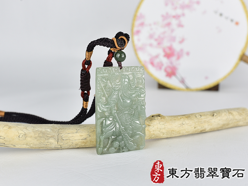 翡翠關公項鍊玉珮(關聖帝君:關公牌A貨翡翠關公玉珮、緬甸玉關公玉墜)。關公,KG759。客製化訂做各種翡翠關公吊墜玉珮項鍊。★附A貨翡翠雙證書 2.jpg