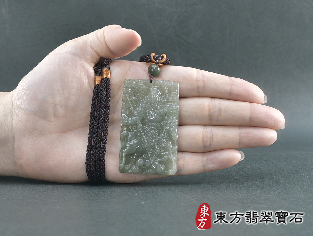 翡翠關公項鍊玉珮(關聖帝君:關公牌A貨翡翠關公玉珮、緬甸玉關公玉墜)。關公,KG759。客製化訂做各種翡翠關公吊墜玉珮項鍊。★附A貨翡翠雙證書 5.jpg