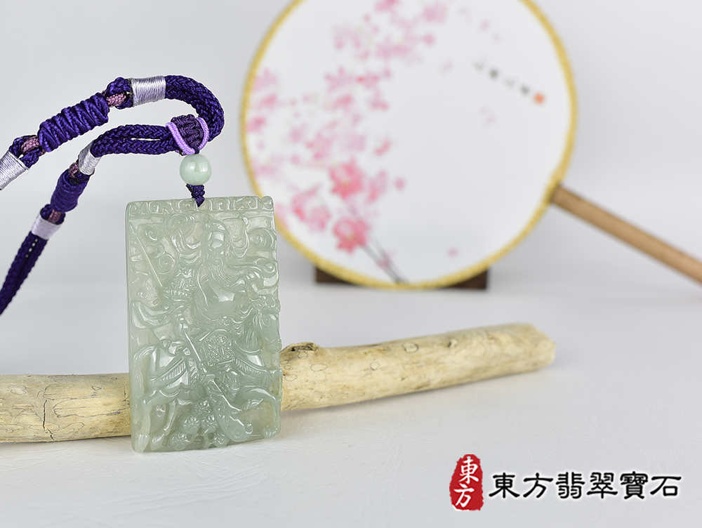 翡翠關公項鍊玉珮(關聖帝君:關公牌A貨翡翠關公玉珮、緬甸玉關公玉墜)。關公,KG760。客製化訂做各種翡翠關公吊墜玉珮項鍊。★附A貨翡翠雙證書 4.jpg