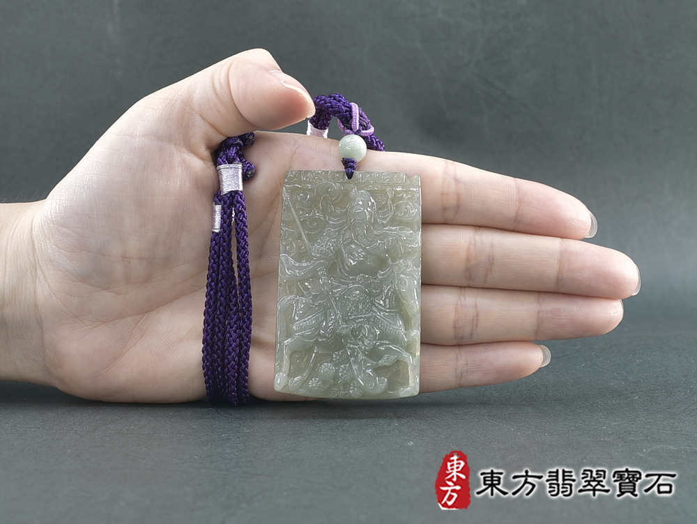 翡翠關公項鍊玉珮(關聖帝君:關公牌A貨翡翠關公玉珮、緬甸玉關公玉墜)。關公,KG760。客製化訂做各種翡翠關公吊墜玉珮項鍊。★附A貨翡翠雙證書 5.jpg