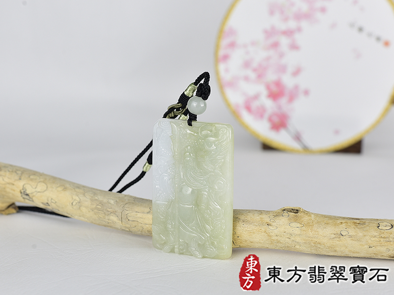 翡翠關公項鍊玉珮(關聖帝君:關公牌A貨翡翠關公玉珮、緬甸玉關公玉墜)。關公,KG762。客製化訂做各種翡翠關公吊墜玉珮項鍊。★附A貨翡翠雙證書 1.jpg