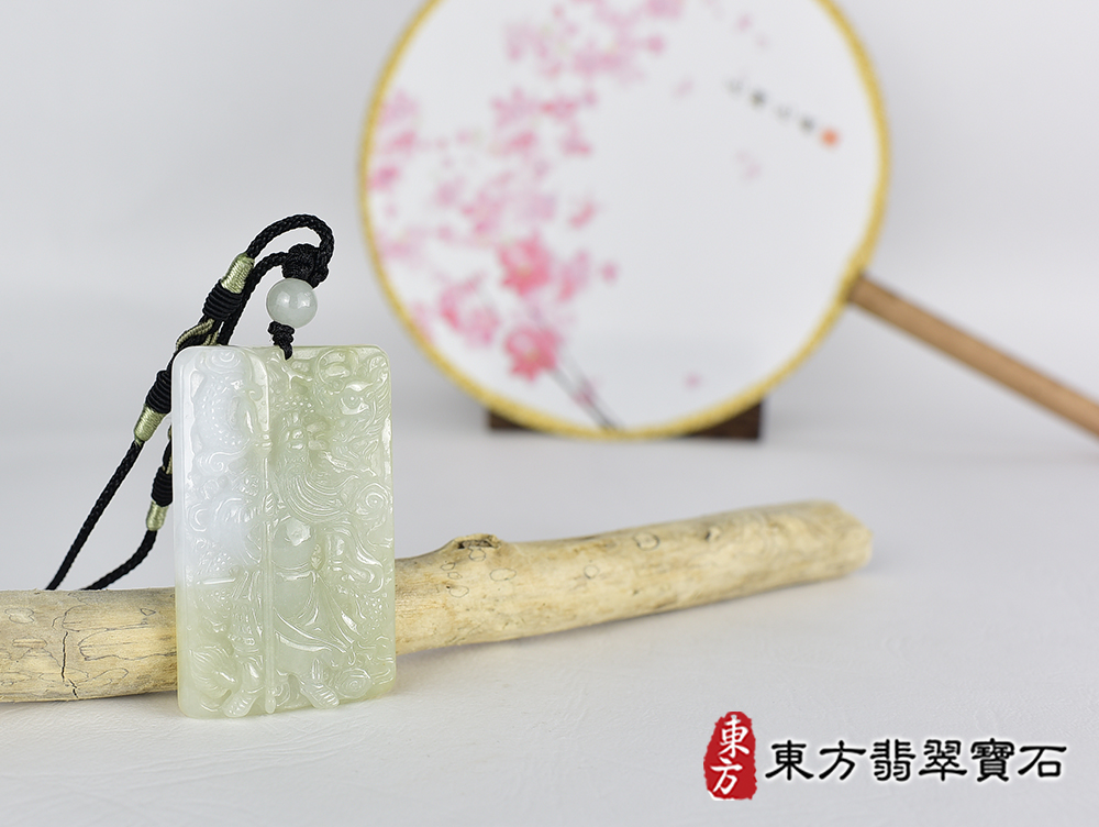 翡翠關公項鍊玉珮(關聖帝君:關公牌A貨翡翠關公玉珮、緬甸玉關公玉墜)。關公,KG762。客製化訂做各種翡翠關公吊墜玉珮項鍊。★附A貨翡翠雙證書 4.jpg
