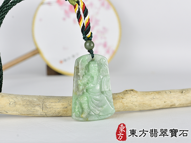 翡翠關公項鍊玉珮(關聖帝君:關公牌A貨翡翠關公玉珮、緬甸玉關公玉墜)。關公,KG763。客製化訂做各種翡翠關公吊墜玉珮項鍊。★附A貨翡翠雙證書 2.jpg