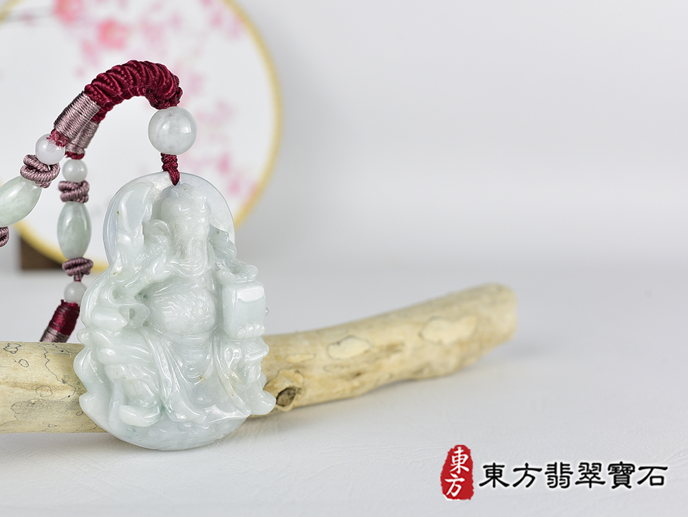 翡翠關公項鍊玉珮(關聖帝君:關公牌A貨翡翠關公玉珮、緬甸玉關公玉墜)。關公,KG773。客製化訂做各種翡翠關公吊墜玉珮項鍊。★附A貨翡翠雙證書 4.jpg