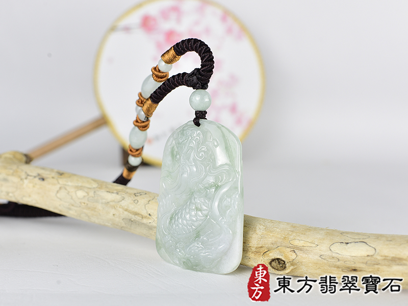 翡翠關公項鍊玉珮(關聖帝君:關公牌A貨翡翠關公玉珮、緬甸玉關公玉墜)。關公,KG775。客製化訂做各種翡翠關公吊墜玉珮項鍊。★附A貨翡翠雙證書 1.jpg