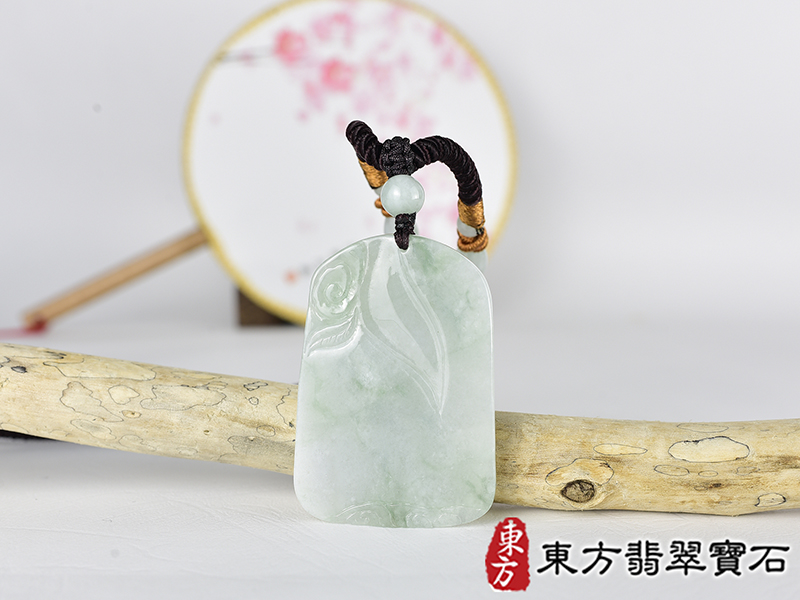 翡翠關公項鍊玉珮(關聖帝君:關公牌A貨翡翠關公玉珮、緬甸玉關公玉墜)。關公,KG775。客製化訂做各種翡翠關公吊墜玉珮項鍊。★附A貨翡翠雙證書 3.jpg