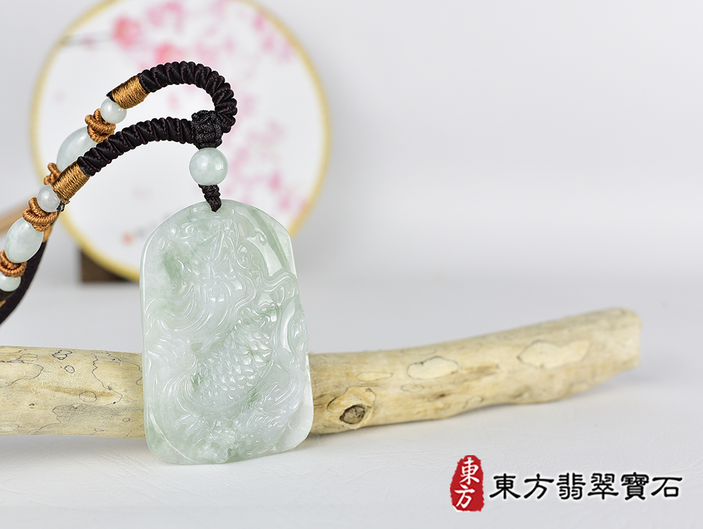 翡翠關公項鍊玉珮(關聖帝君:關公牌A貨翡翠關公玉珮、緬甸玉關公玉墜)。關公,KG775。客製化訂做各種翡翠關公吊墜玉珮項鍊。★附A貨翡翠雙證書 4.jpg