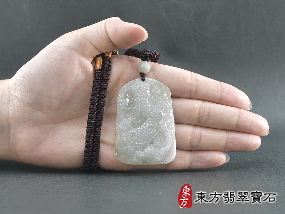 翡翠關公項鍊玉珮(關聖帝君:關公牌A貨翡翠關公玉珮、緬甸玉關公玉墜)。關公,KG775。客製化訂做各種翡翠關公吊墜玉珮項鍊。★附A貨翡翠雙證書 5.jpg