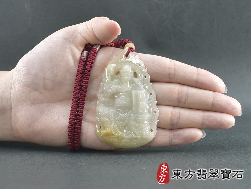 翡翠關公項鍊玉珮(關聖帝君:關公牌A貨翡翠關公玉珮、緬甸玉關公玉墜)。關公,KG778。客製化訂做各種翡翠關公吊墜玉珮項鍊。★附A貨翡翠雙證書 5.jpg