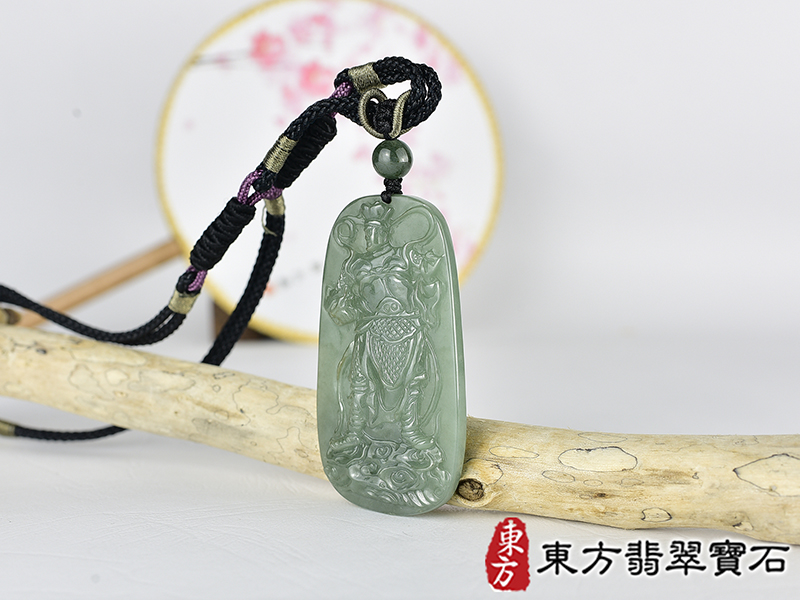 翡翠關公項鍊玉珮(關聖帝君:關公牌A貨翡翠關公玉珮、緬甸玉關公玉墜)。關公,KG779。客製化訂做各種翡翠關公吊墜玉珮項鍊。★附A貨翡翠雙證書 1.jpg
