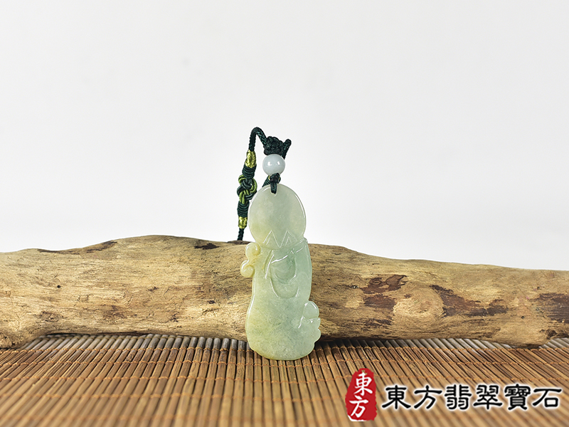 翡翠媽祖項鍊玉珮(天上聖母:媽祖牌A貨翡翠媽祖玉珮、緬甸玉媽祖玉墜)。綠色糯種媽祖,MD315。客製化訂做各種翡翠媽祖吊墜玉珮項鍊。★附A貨翡翠雙證書 3.jpg