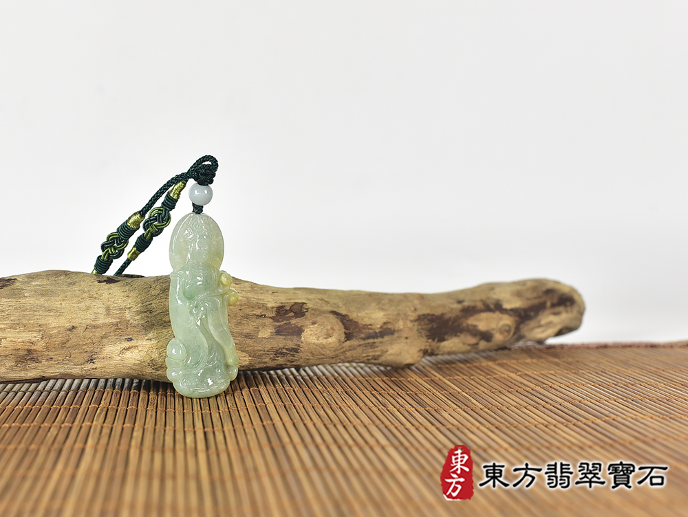 翡翠媽祖項鍊玉珮(天上聖母:媽祖牌A貨翡翠媽祖玉珮、緬甸玉媽祖玉墜)。綠色糯種媽祖,MD315。客製化訂做各種翡翠媽祖吊墜玉珮項鍊。★附A貨翡翠雙證書 4.jpg