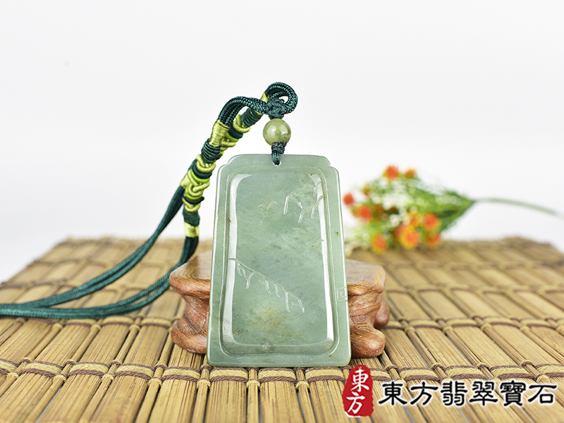 翡翠媽祖項鍊玉珮(天上聖母:媽祖牌A貨翡翠媽祖玉珮、緬甸玉媽祖玉墜)。綠色糯種媽祖,MD329。客製化訂做各種翡翠媽祖吊墜玉珮項鍊。★附A貨翡翠雙證書 3.jpg