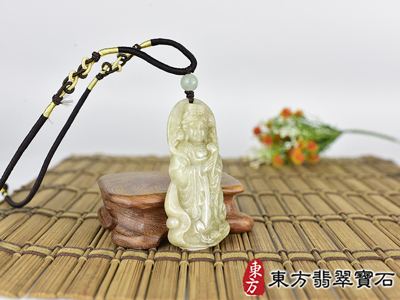 翡翠媽祖項鍊玉珮(天上聖母:媽祖牌A貨翡翠媽祖玉珮、緬甸玉媽祖玉墜)。綠色糯種媽祖,MD331。客製化訂做各種翡翠媽祖吊墜玉珮項鍊。★附A貨翡翠雙證書 2.jpg