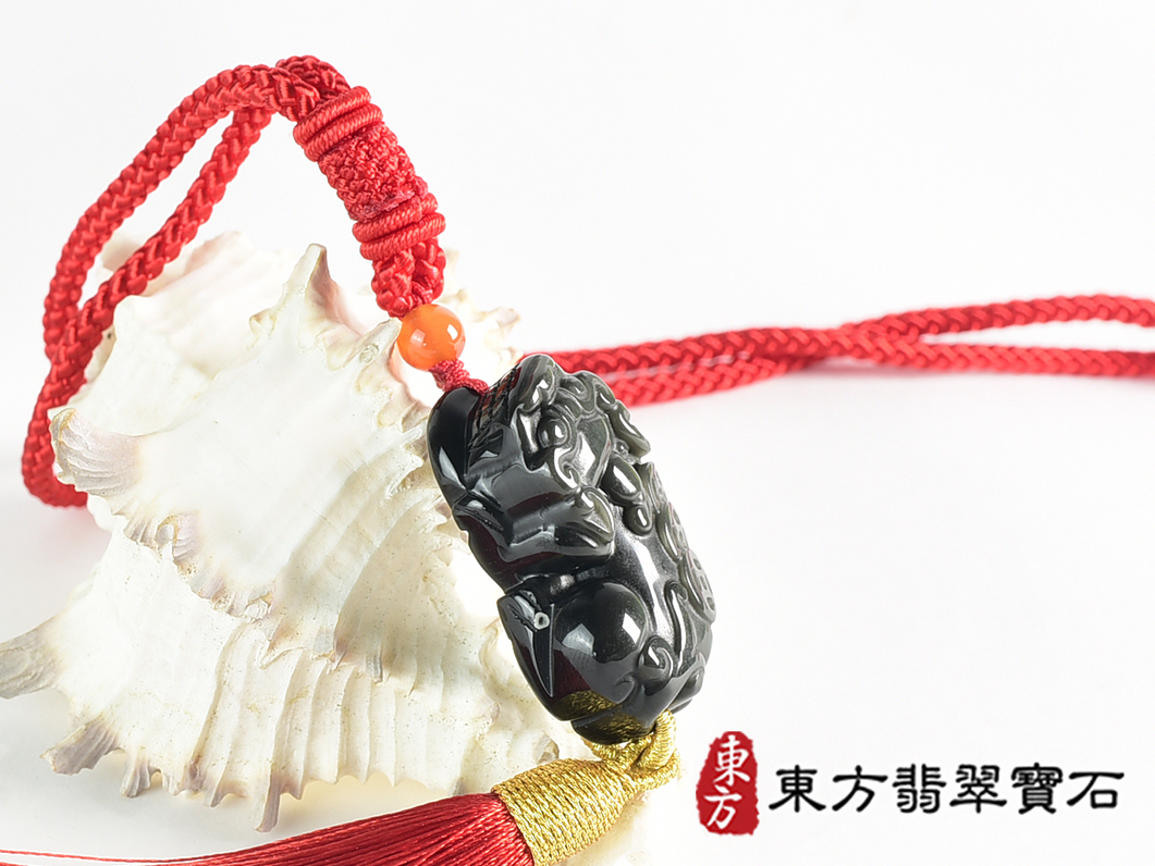 炫彩黑曜石貔貅項鍊玉珮(招財貔貅:貔貅牌黑曜石貔貅玉珮、黑曜石貔貅玉墜)。黑曜石貔貅,PF864。客製化訂做各種黑曜石貔貅吊墜玉珮項鍊。★東方翡翠寶石保證卡 1.jpg