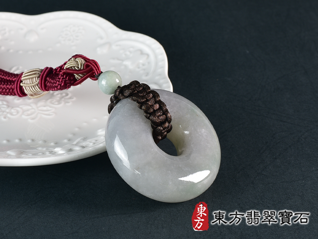 翡翠大平安扣項鍊玉珮(厚莊大塊料,平安富貴:平安扣牌A貨翡翠平安扣玉珮、緬甸玉平安扣玉墜)。糯種平安扣,PN464。客製化訂做各種翡翠平安扣吊墜玉珮項鍊。★附A貨翡翠雙證書 1.jpg