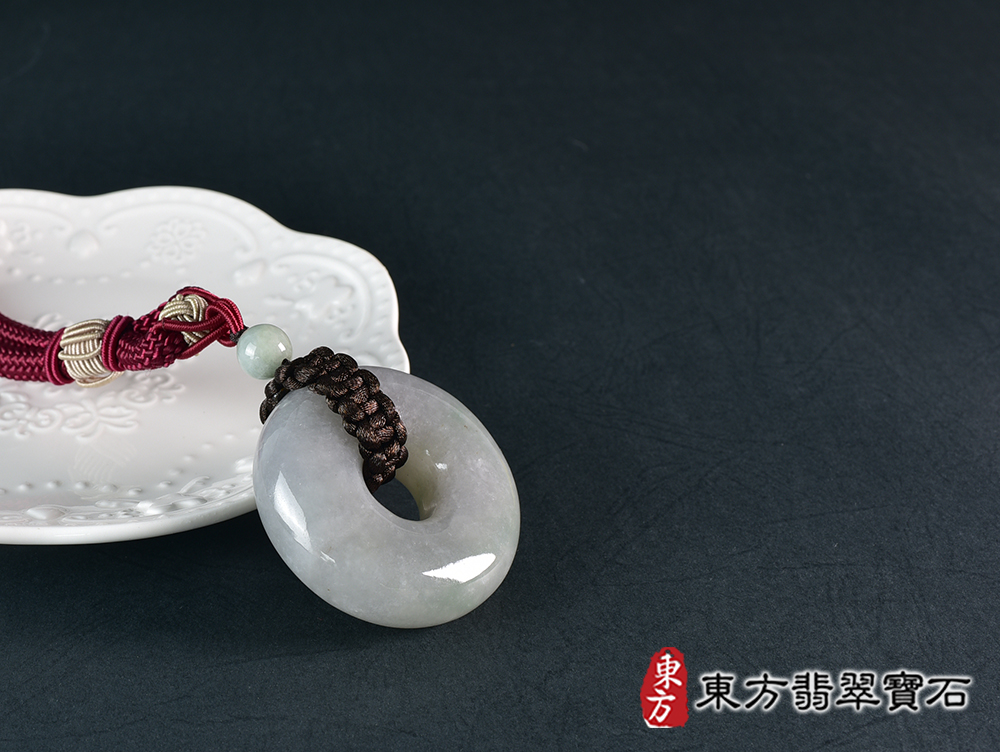 翡翠大平安扣項鍊玉珮(厚莊大塊料,平安富貴:平安扣牌A貨翡翠平安扣玉珮、緬甸玉平安扣玉墜)。糯種平安扣,PN464。客製化訂做各種翡翠平安扣吊墜玉珮項鍊。★附A貨翡翠雙證書 4.jpg