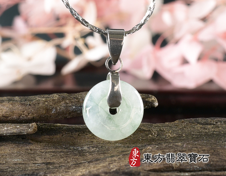 翡翠平安扣項鍊玉珮(平安富貴:平安扣牌A貨翡翠平安扣玉珮、緬甸玉平安扣玉墜)。淡綠色豆種平安扣,PN549。客製化訂做各種翡翠平安扣吊墜玉珮項鍊。★附A貨翡翠雙證書 0.jpg